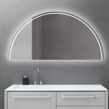 Полукруглое зеркало c подсветкой светодиодной лентой для ванной комнаты Масейо